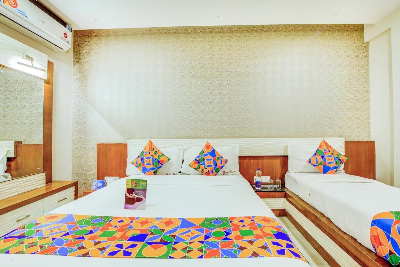 Fabhotel Empark Bangalore Exterior photo
